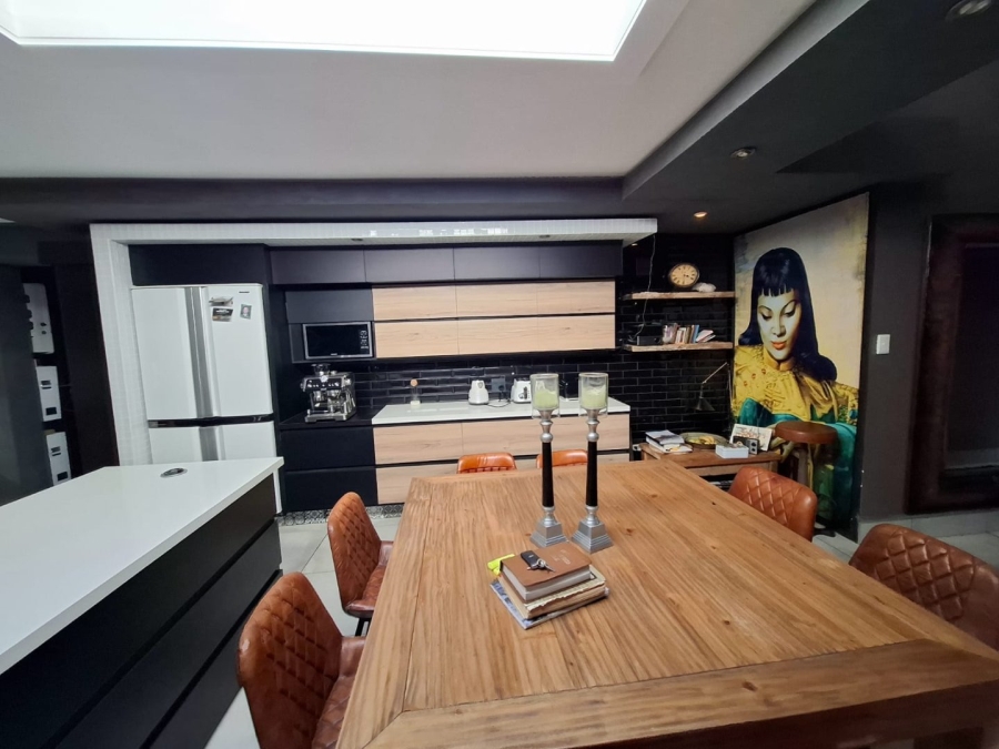 5 Bedroom Property for Sale in Protea Park North West